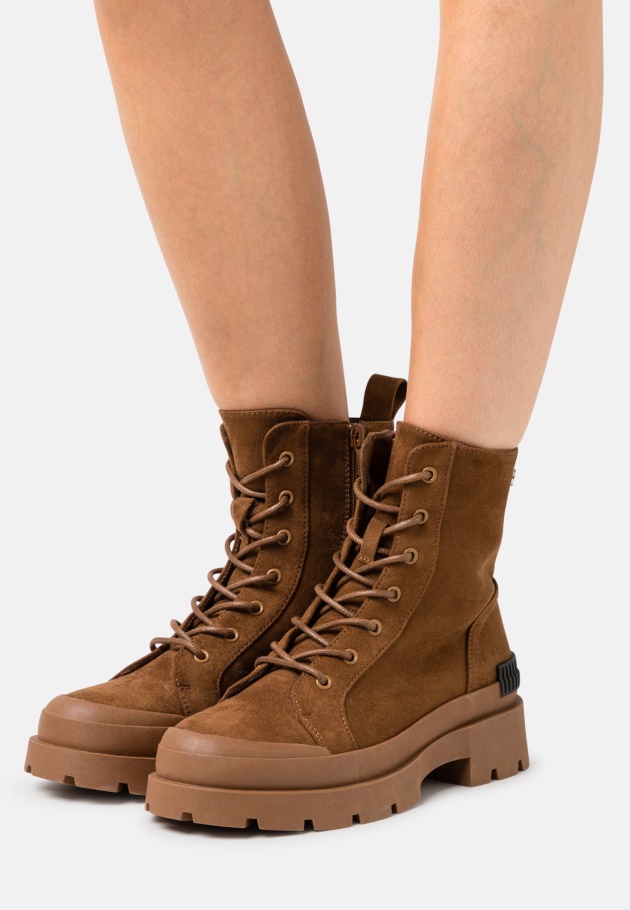 Schnürstiefeletten Chino Gabor