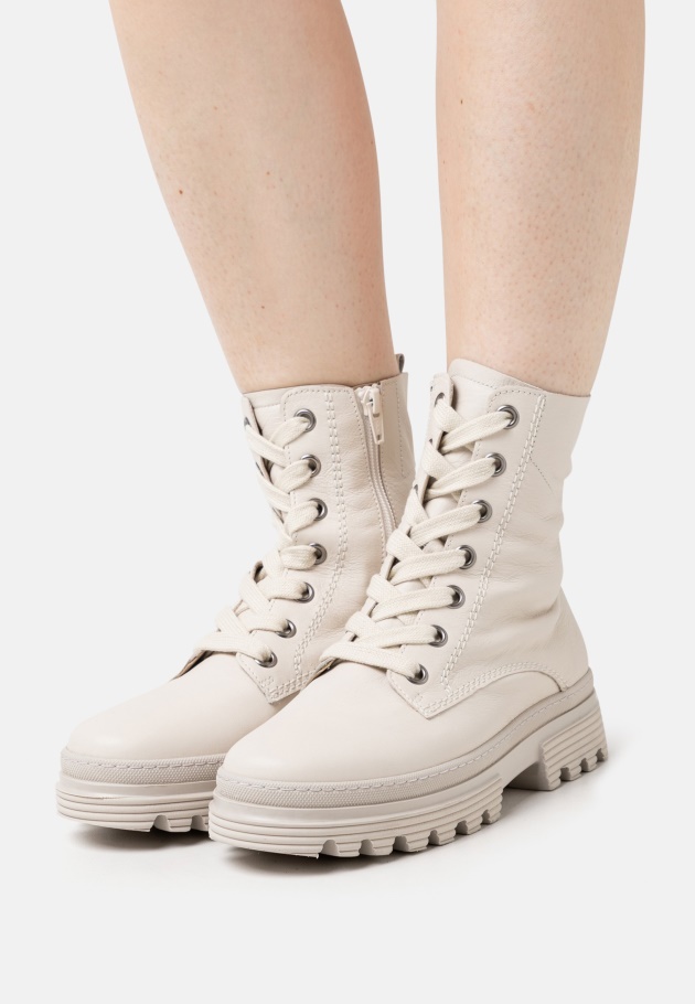 Panna Gabor Schnürstiefeletten