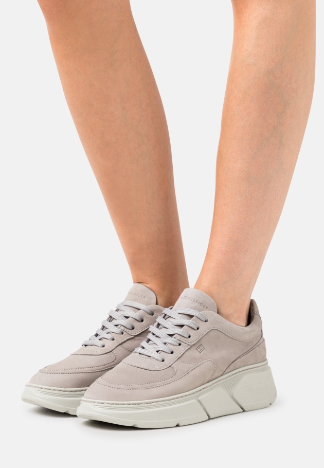 Gabor Bronze-Trainer