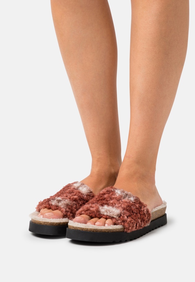 Hausschuhe Rost Gabor