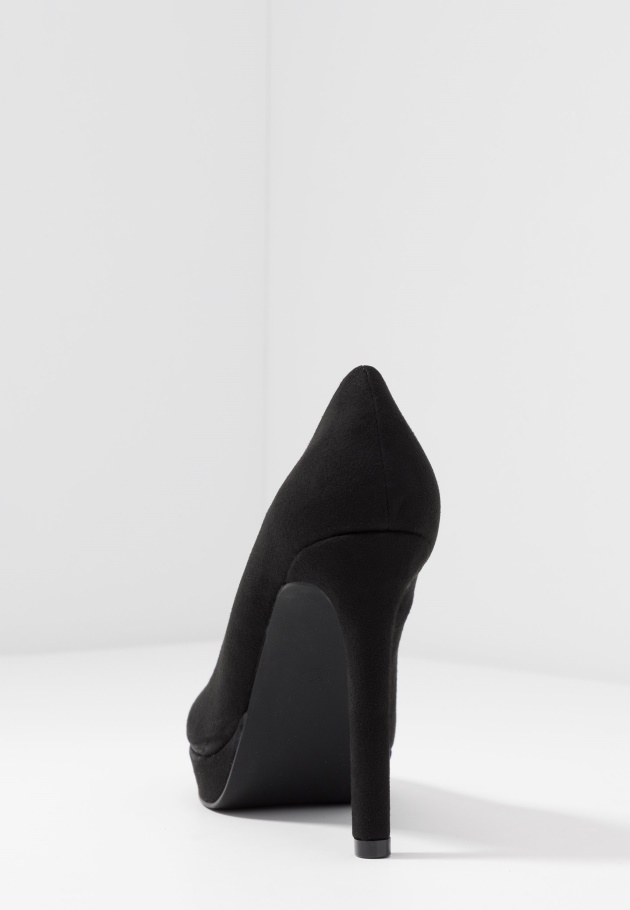 Schwarze High Heels Gabor