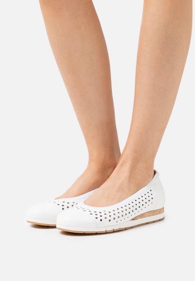 Marineblaue Keile Gabor