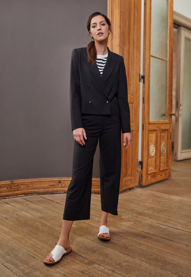 Weiße Gabor Sandalen Mit T-Steg