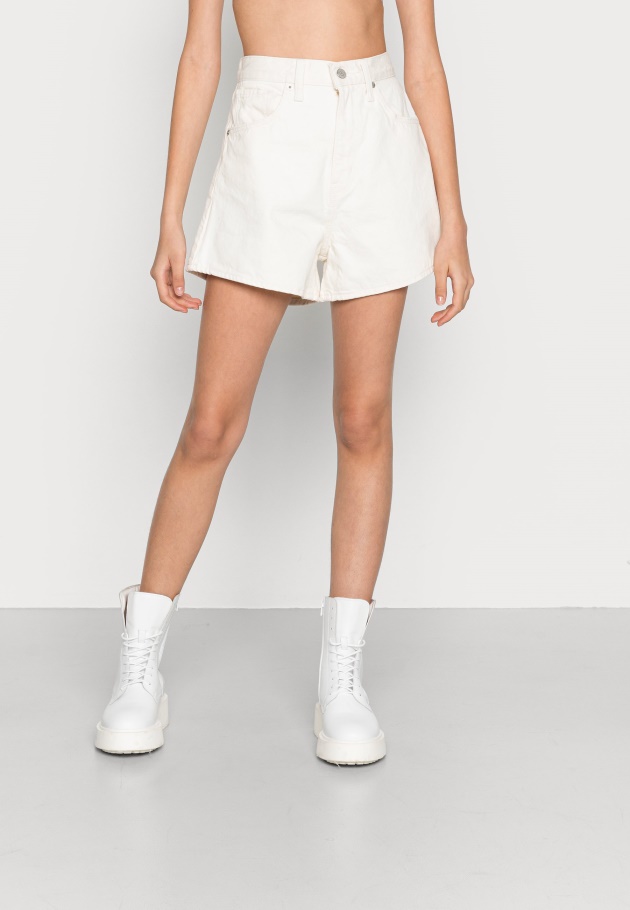 Weiße Gabor Sandalen Mit T-Steg