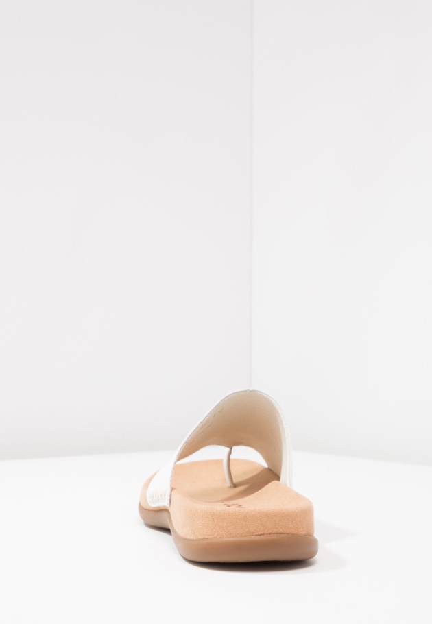 Weiße Gabor Sandalen Mit T-Steg