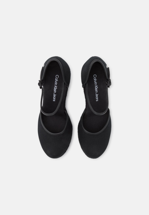 Schwarzer Gabor-Keil Mit Engem Zeh - Plateau-Absatz