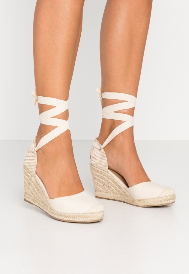 Wide Fit Dorian - High Heels Gabor Rosa