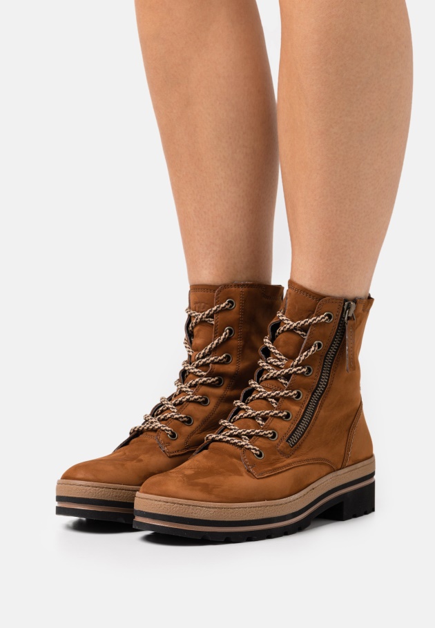 Gabor Hellbraune Klassische Stiefeletten