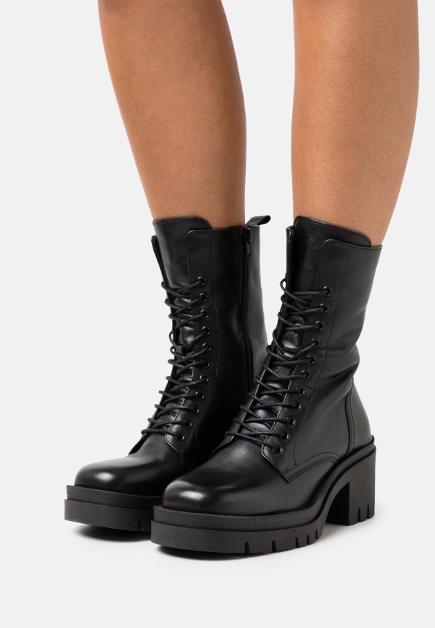 Gabor Schnürstiefelette Cognac