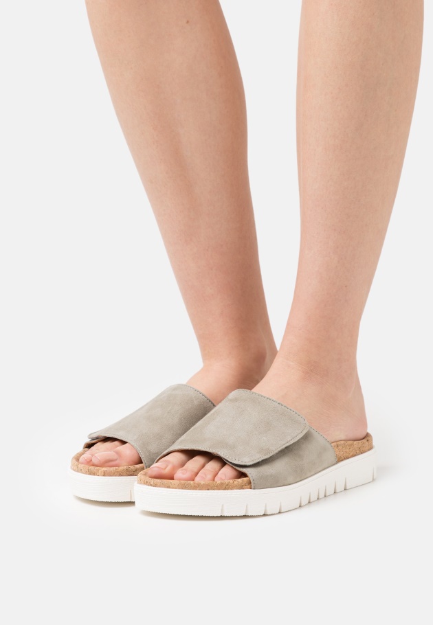 Schwarze T-bar Sandalen Gabor