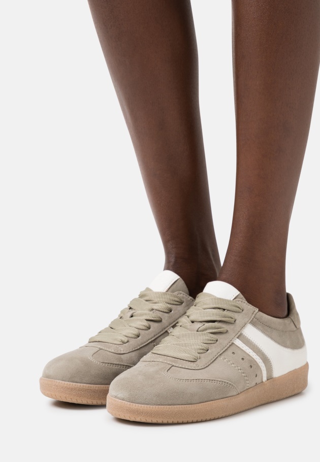 Turnschuhe Gabor Dunkelrosa