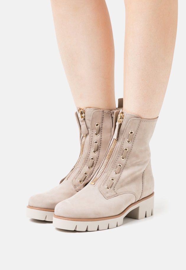 Gabor Stiefel Marone