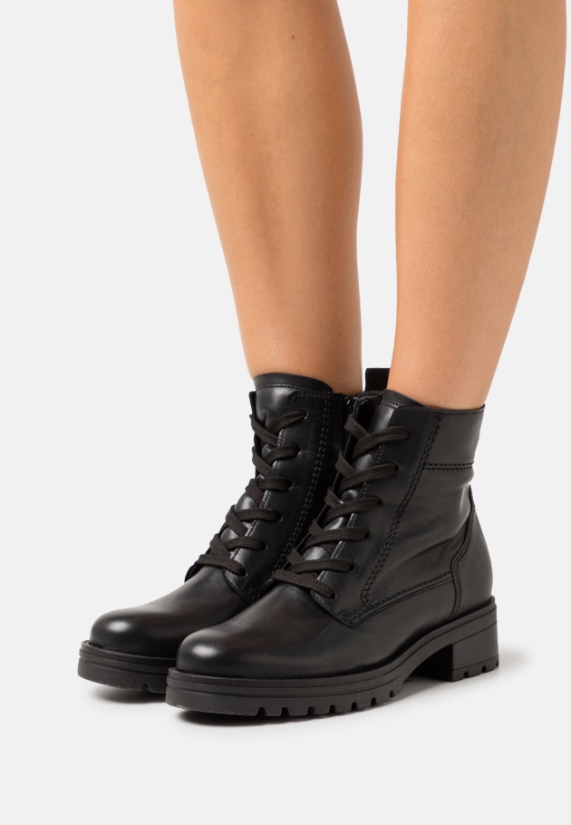 Schnürstiefeletten Von Dust Gabor