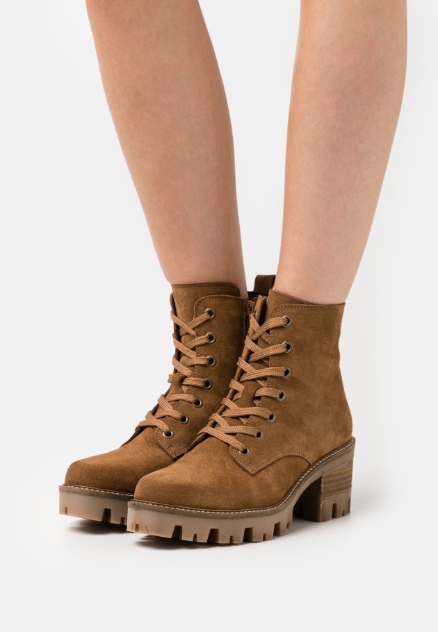 Schnürstiefeletten Von Dust Gabor