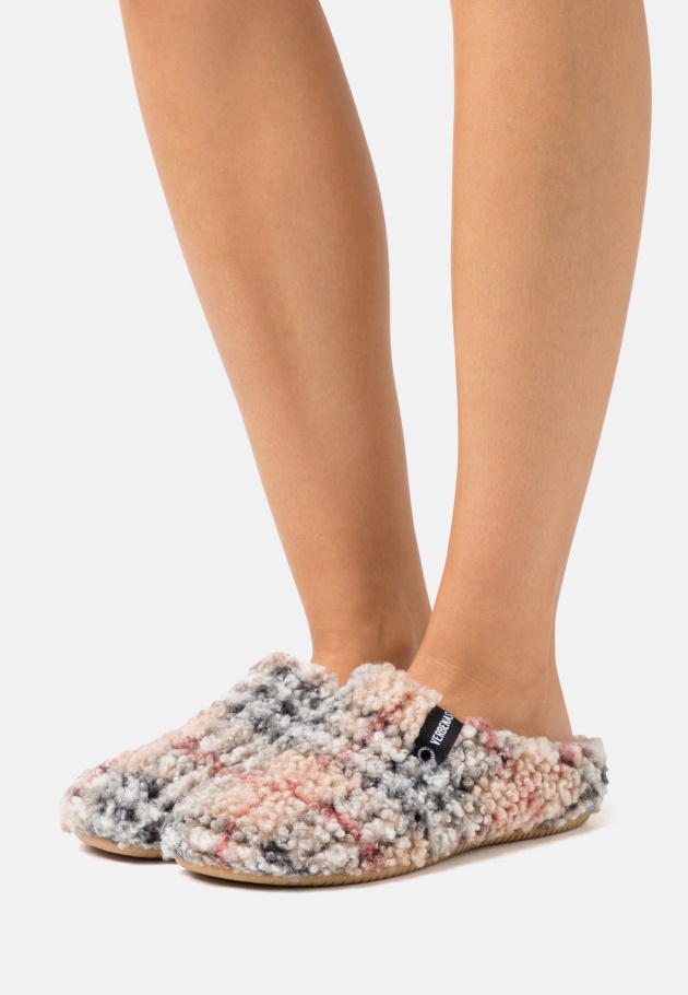 Gabor Dusty Rose Pantoffeln